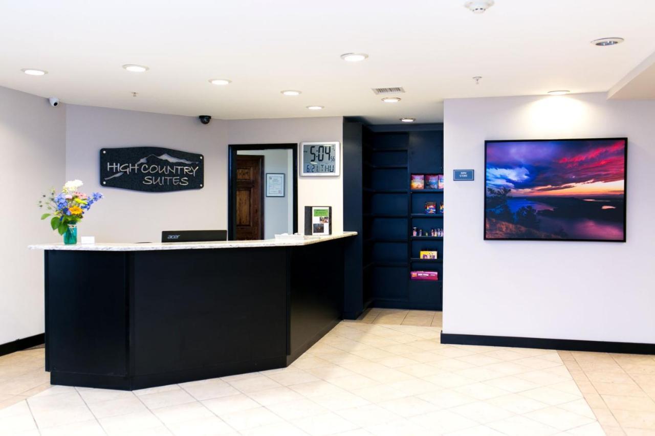 High Country Suites Пайндейл Екстериор снимка